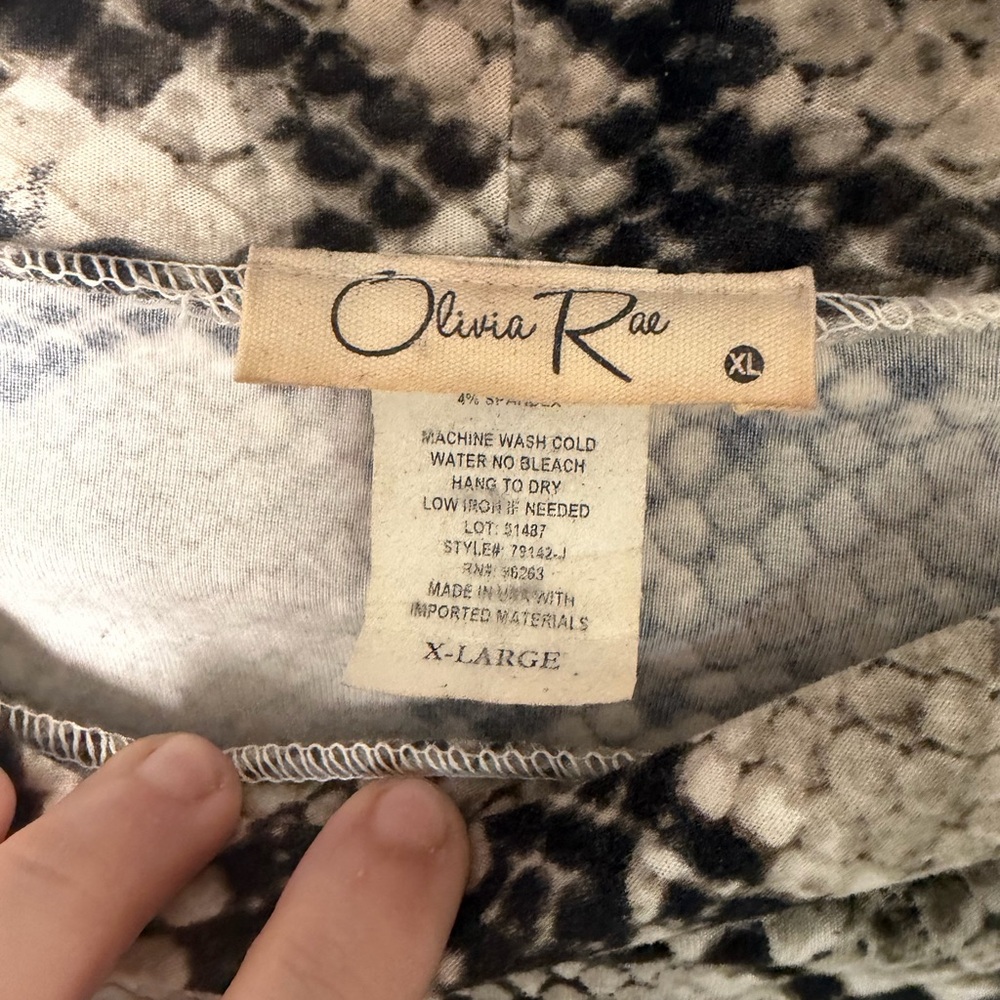 Snake Print Butter Soft Top - Picture 2 of 2